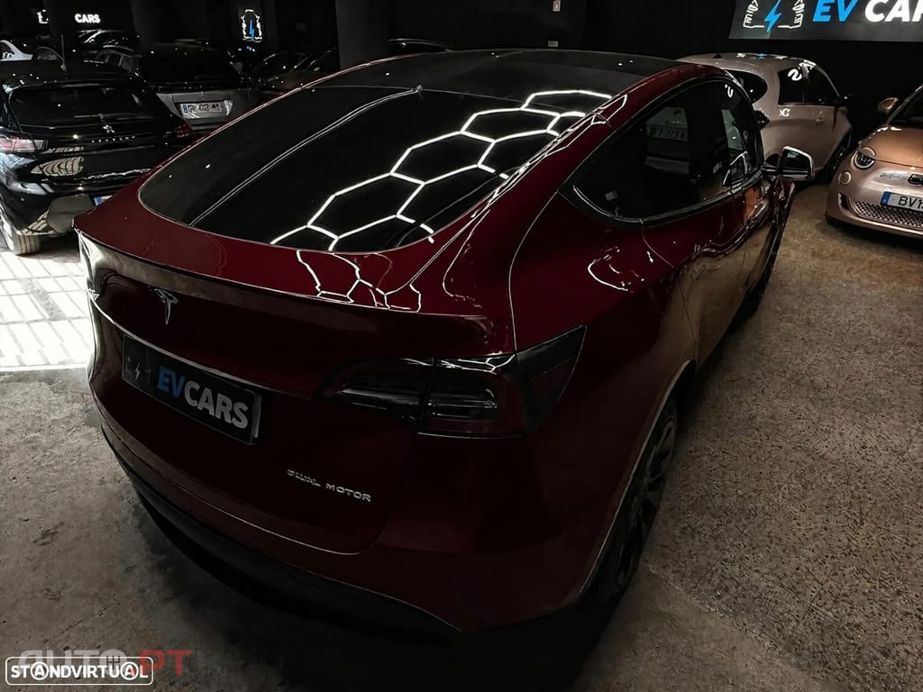 Tesla Model Y Long Range Dual Motor AWD