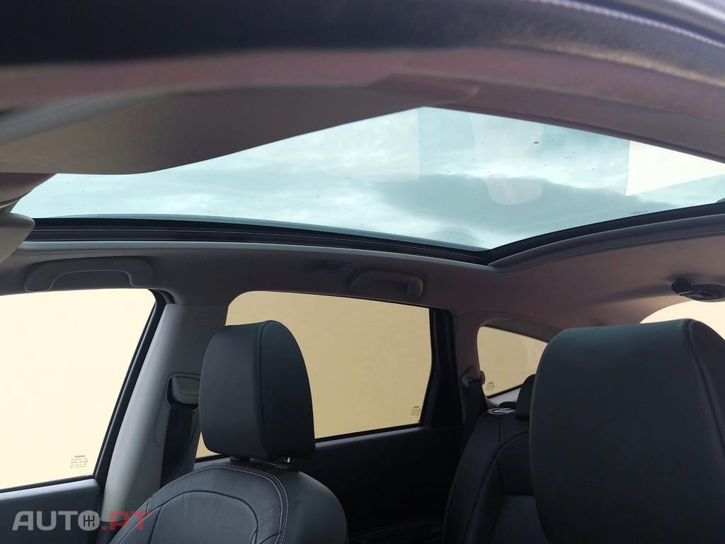 Nissan Qashqai +2 1.6 dCi Tekna Premium 18