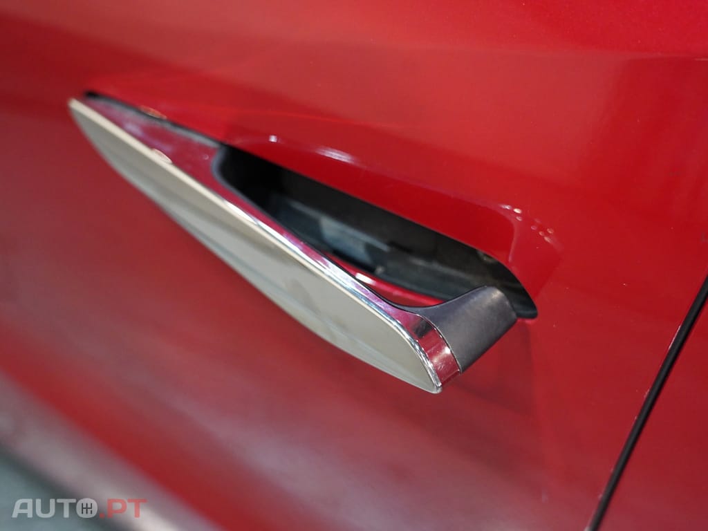 DS DS3 Crossback E-Tense Performance Line