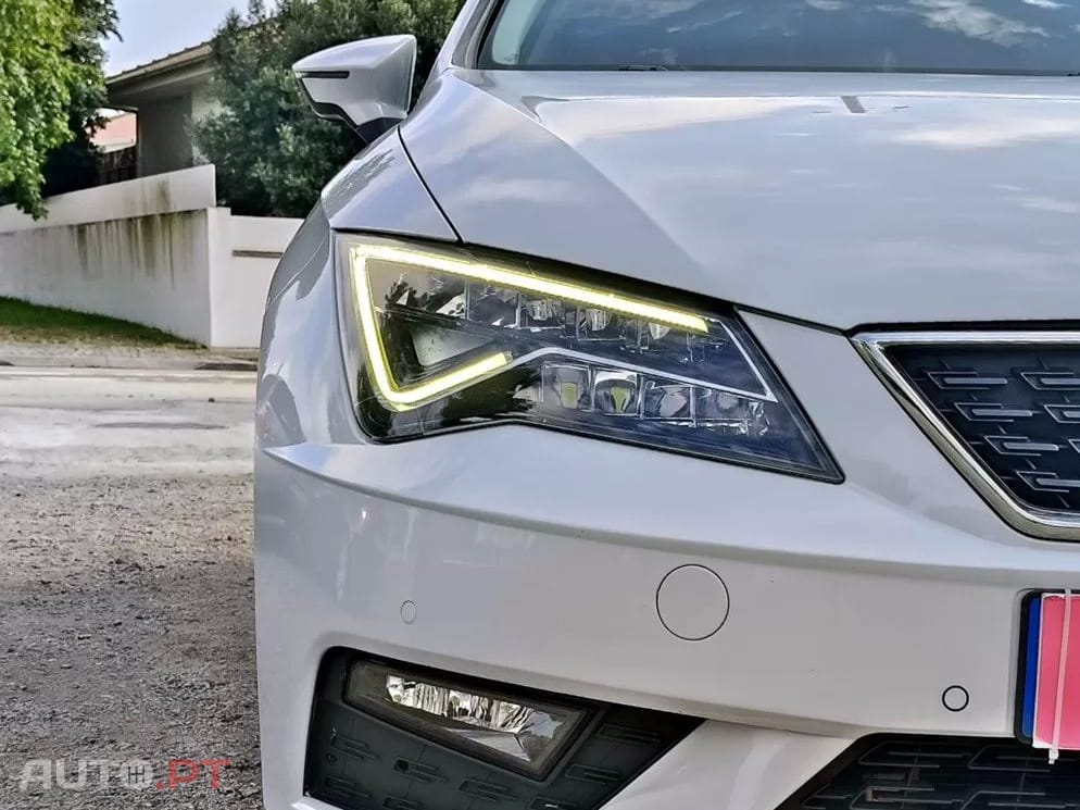 SEAT Leon 1.0 TSI Xcellence — fotografia 13