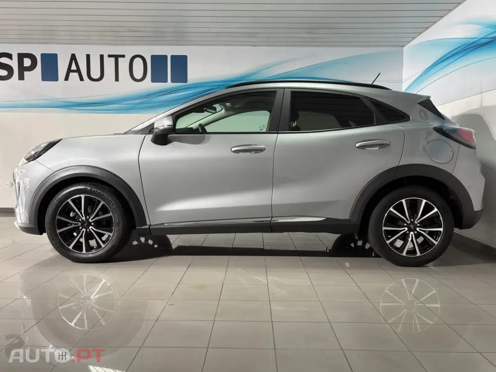 Ford Puma 1.0 EcoBoost MHEV Titanium Design