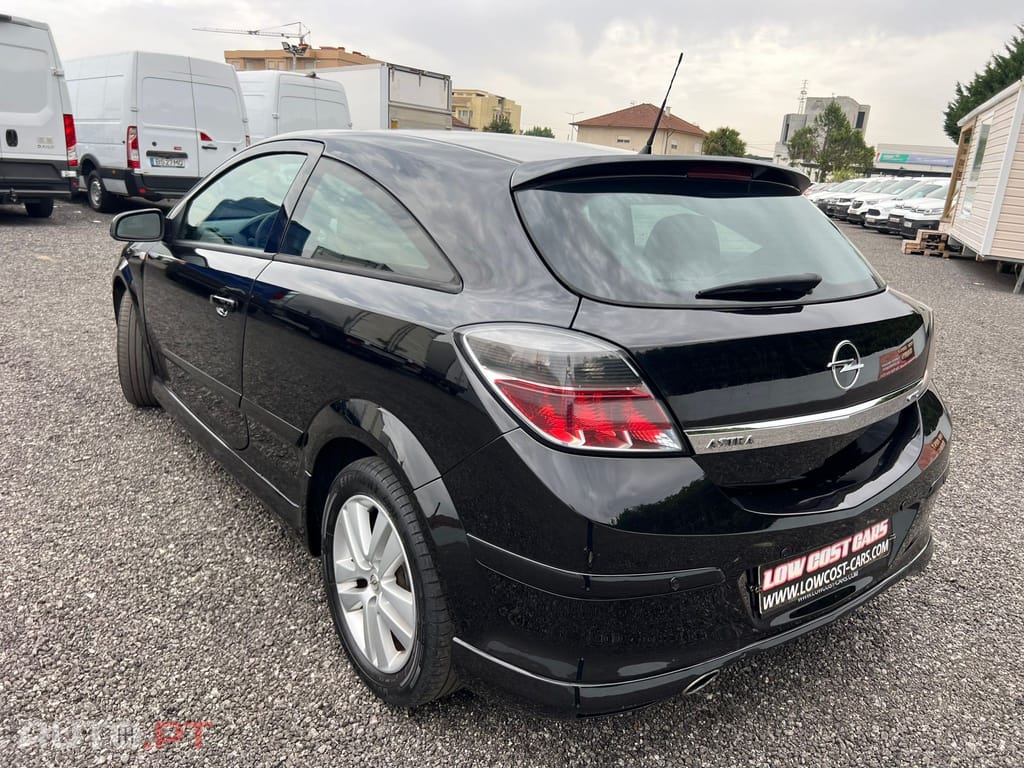 Opel Astra GTC 1.3 CDTi