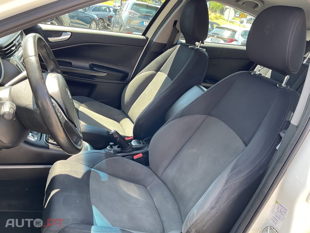 Alfa Romeo Giulietta 1.6 JTDM Exclusive