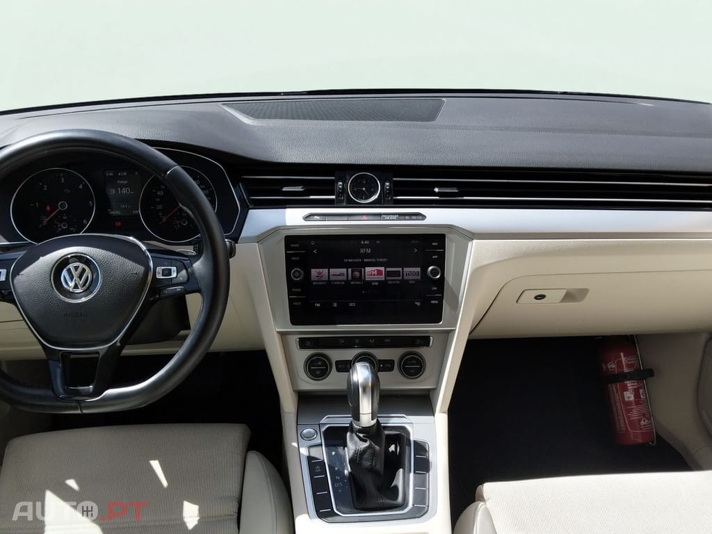 Volkswagen Passat Variant 1.6 TDI Confortline DSG