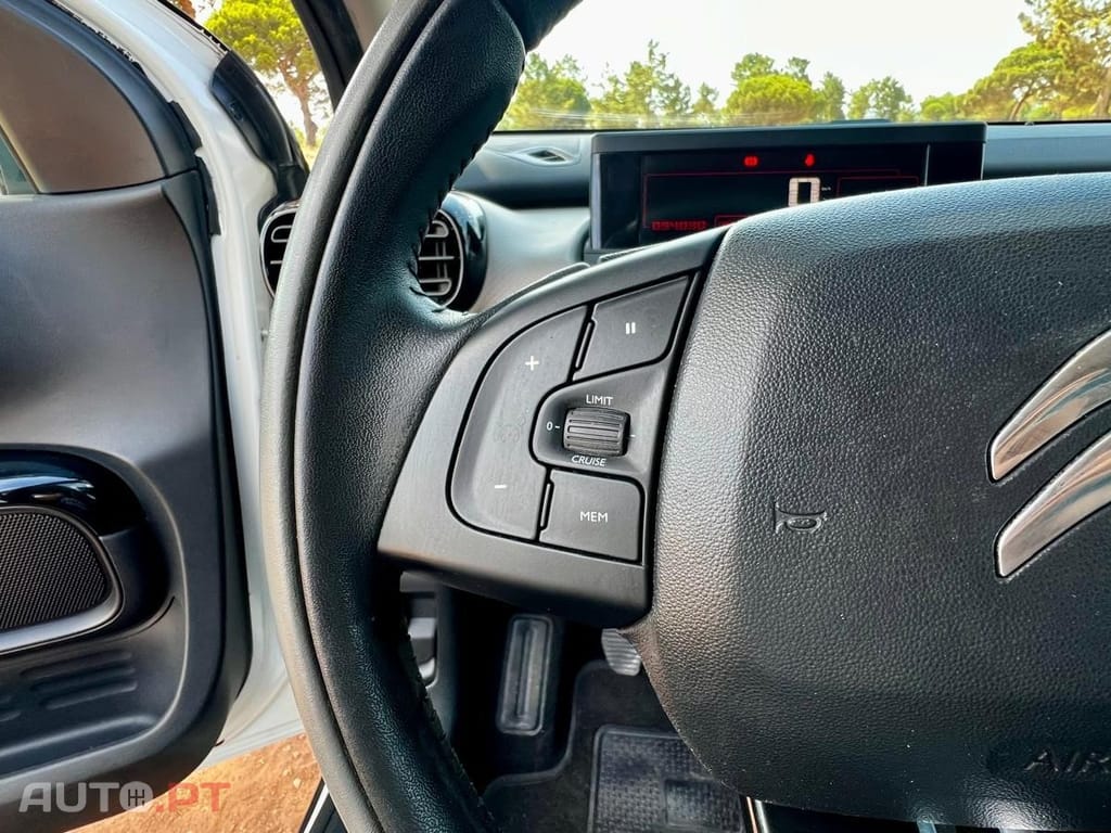 Citroen C4 Cactus 1.2 PureTech Shine