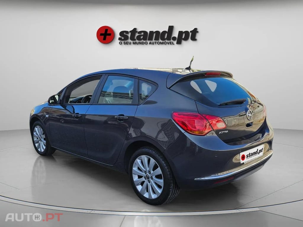 Opel Astra 1.6 150 anos