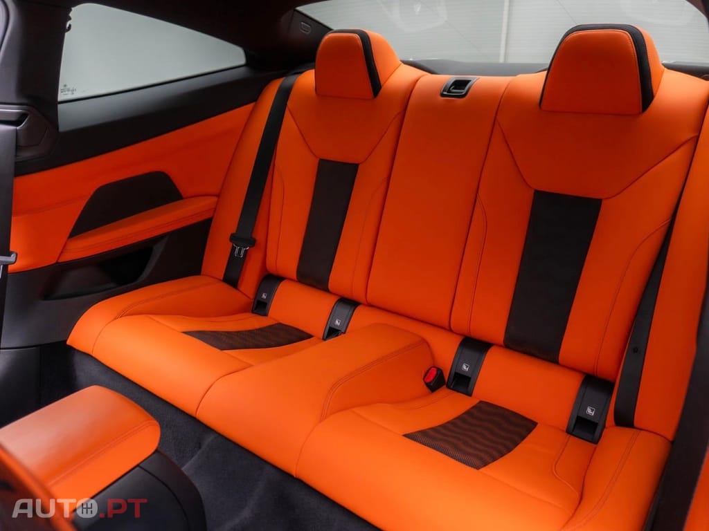 BMW M4 COMPETITION