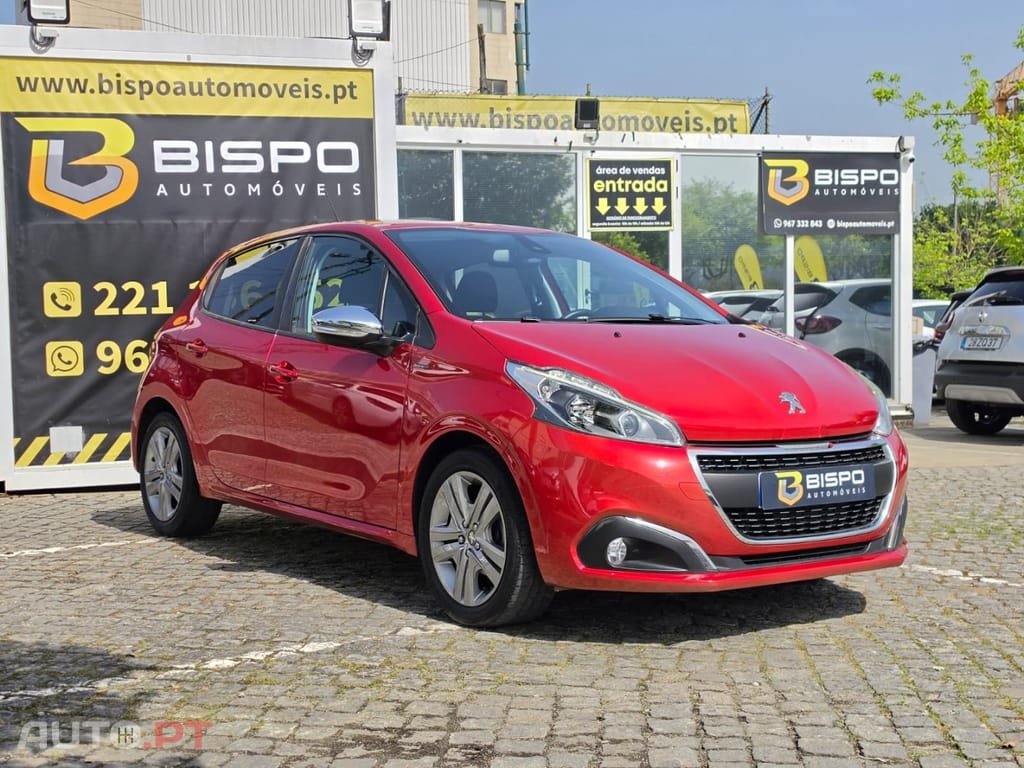 Peugeot 208 1.2 PureTech Signature