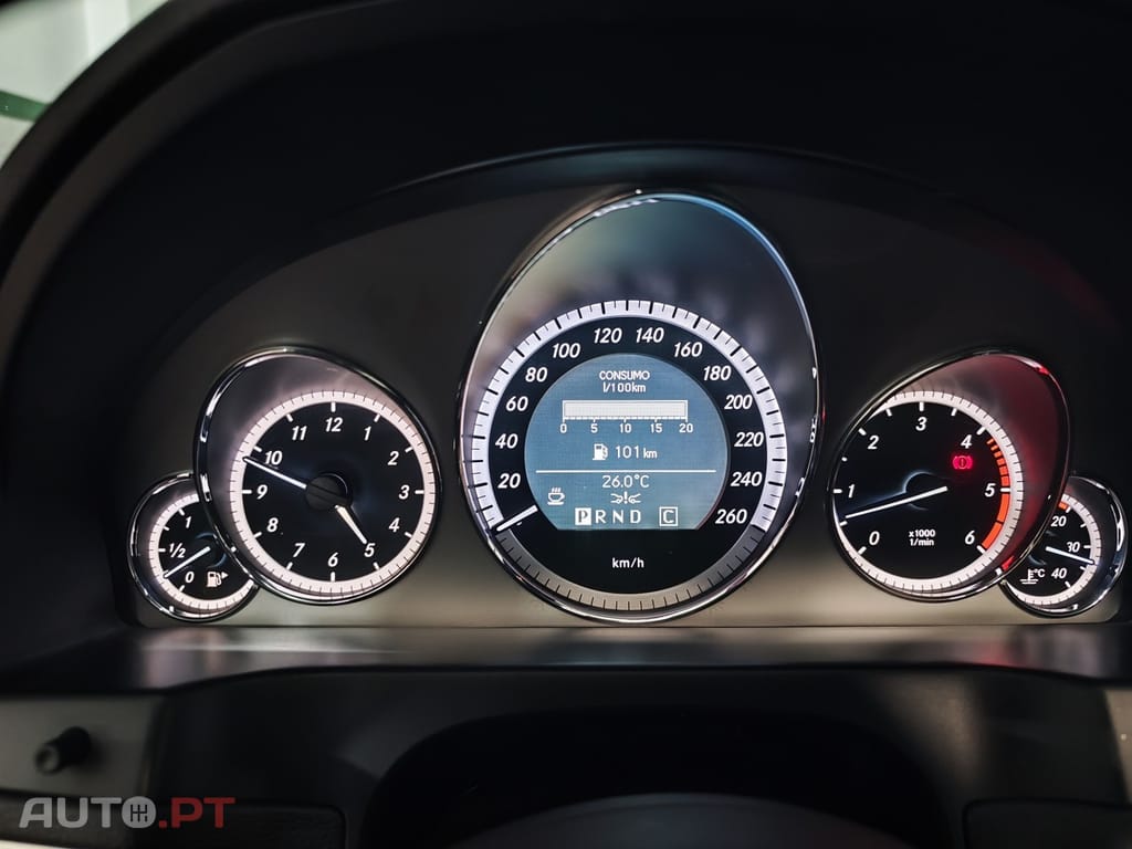Mercedes-Benz E 350 CDi Avantgarde BlueEfficiency