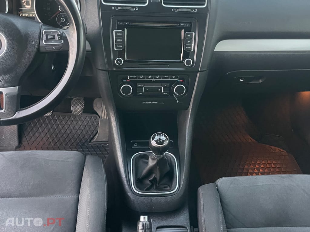 Volkswagen Golf 1.6 TDi Confortline