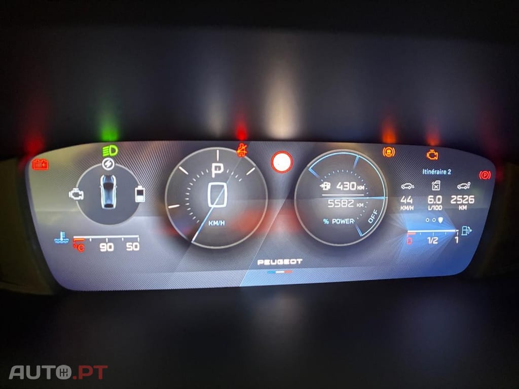 Peugeot 408 1.2 Hybrid Allure e-DCS6