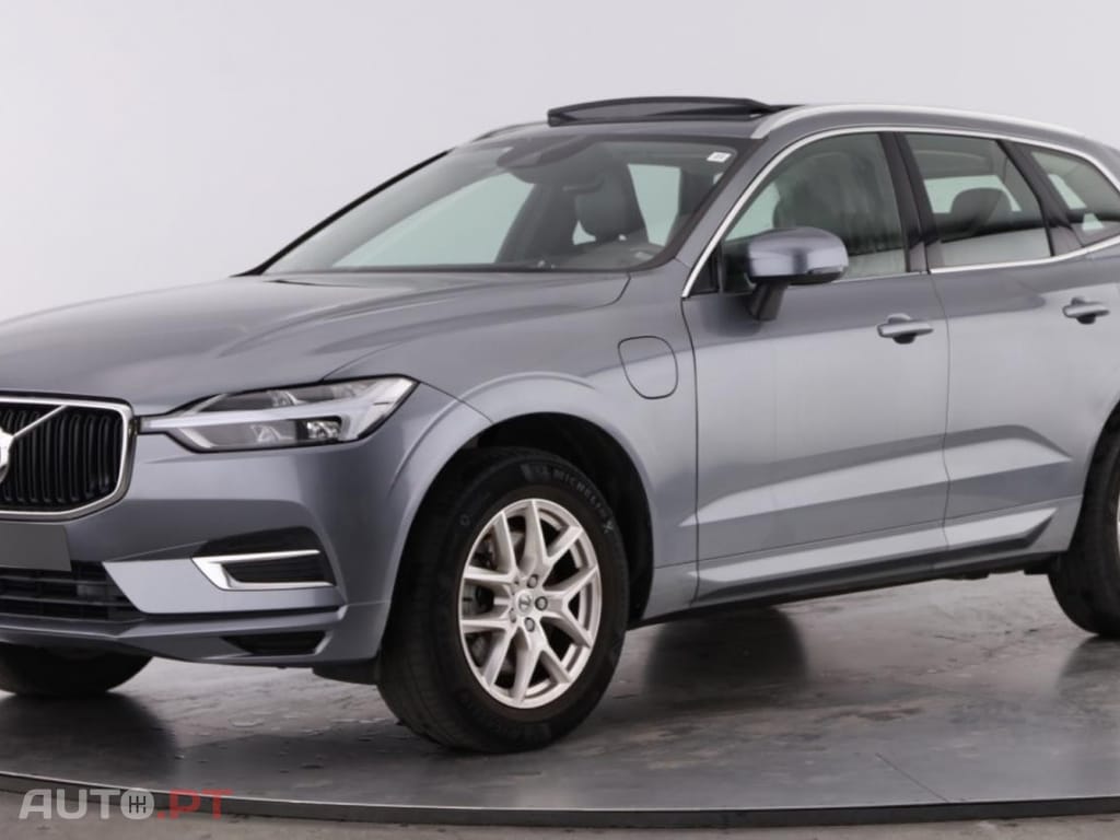 Volvo XC60 2.0 T8 PHEV Momentum Plus AWD