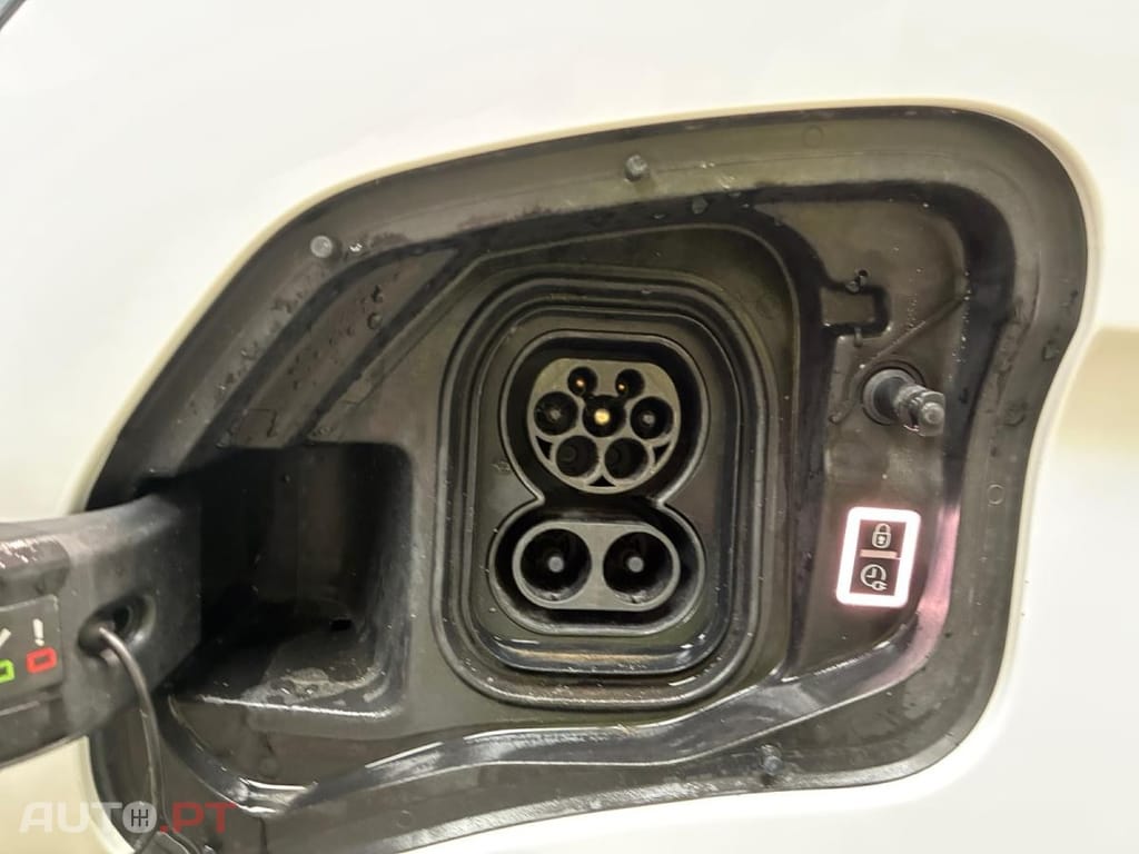 Peugeot E-Expert 75 kWh Long Asphalt