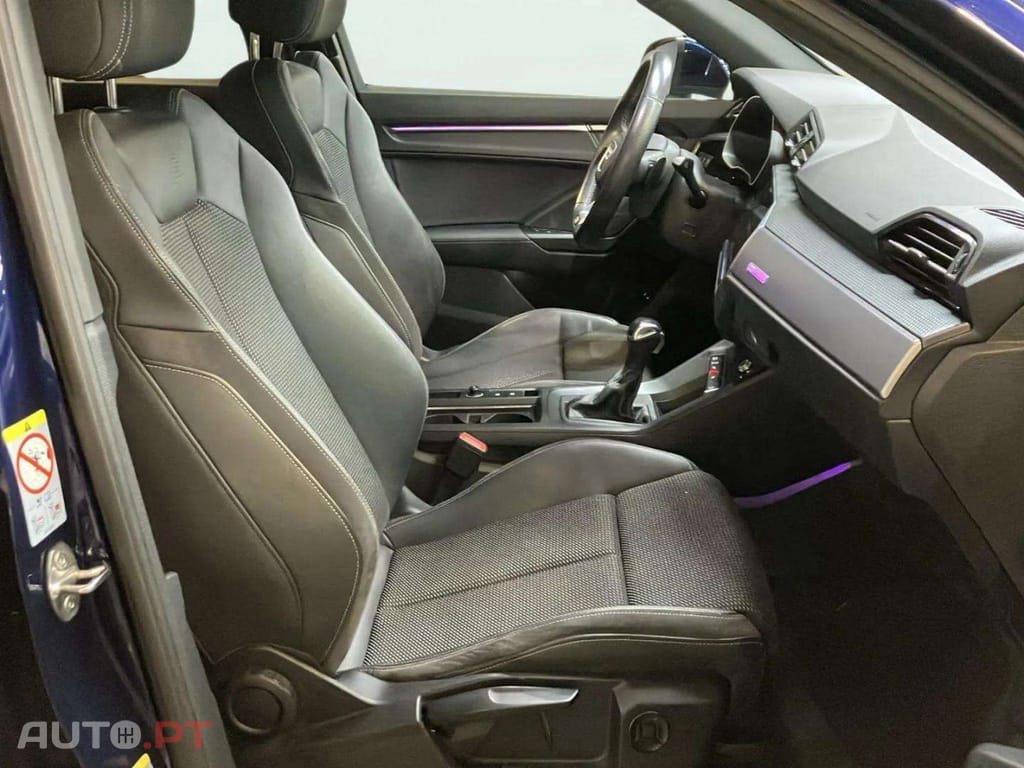 Audi Q3 45 TFSIe S line S tronic