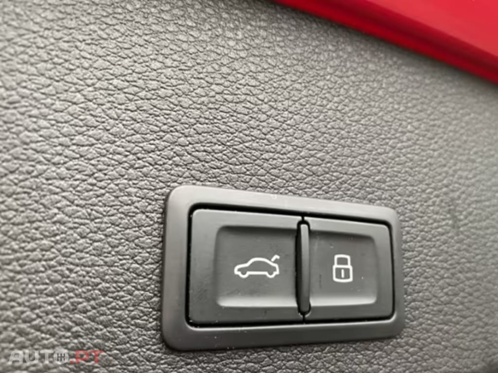Audi Q2 I.V.A  DEDUTÍVEL 35 TDI 