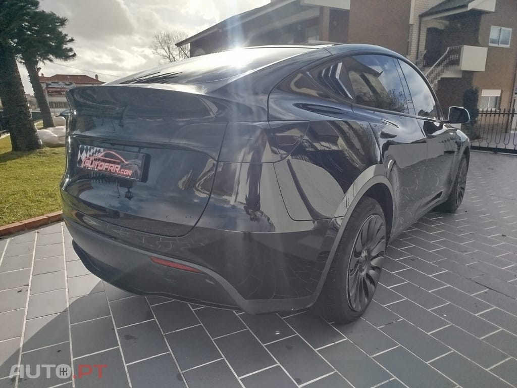 Tesla Model Y Tração Traseira Standard