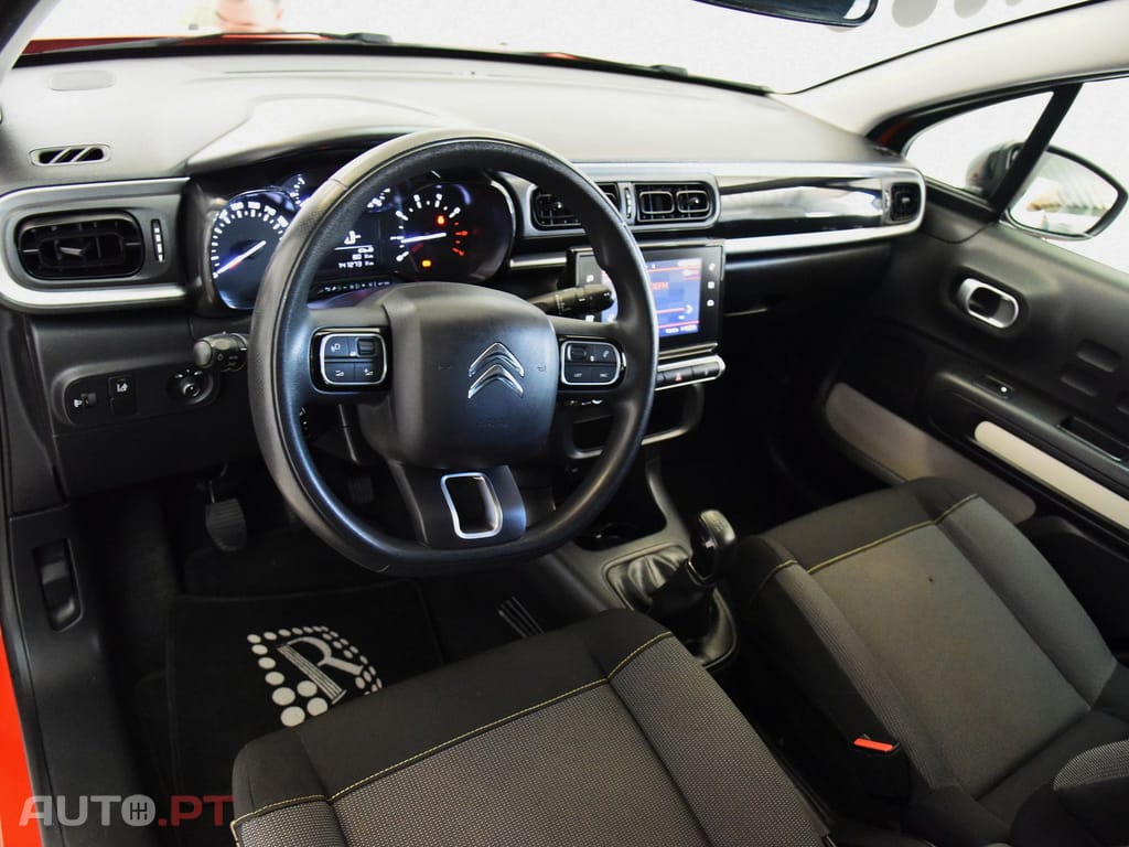 Citroën C3 1.2 PureTech Feel Pack — fotografia 13