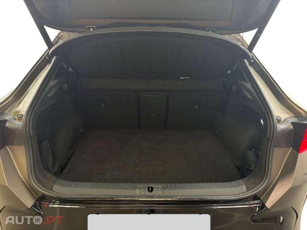 Cupra Formentor 1.5 e-Hybrid DSG VZ
