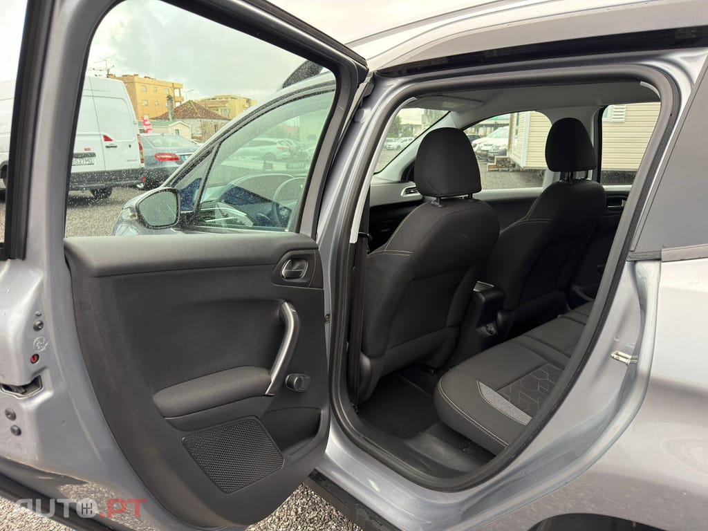 Peugeot 2008 1.2 PureTech Active