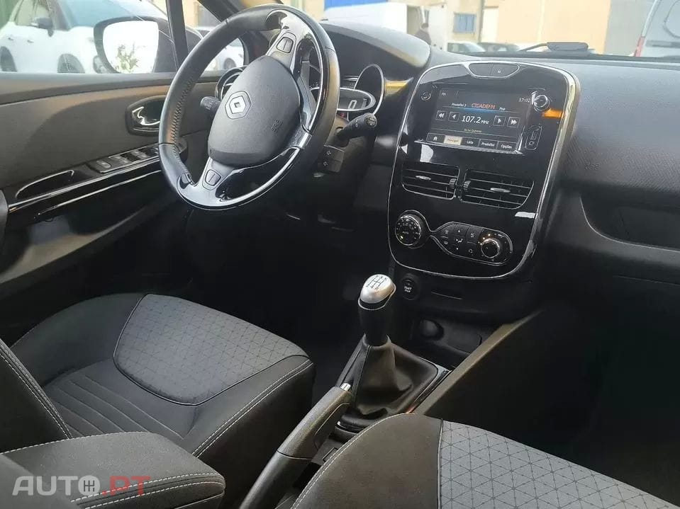 Renault Clio Sport Tourer 0.9 TCE Luxe