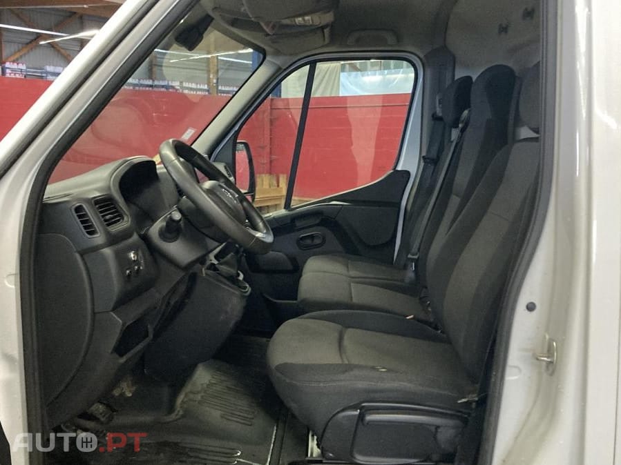Renault Master 2.3 dCi L2H2 3.5T