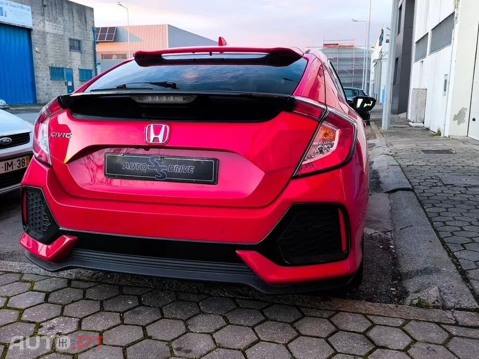 Honda Civic 1.0 i-VTEC Executive Premium