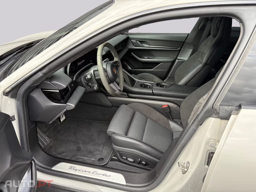 Porsche Taycan Turbo  I.V.A DEDUTIVEL