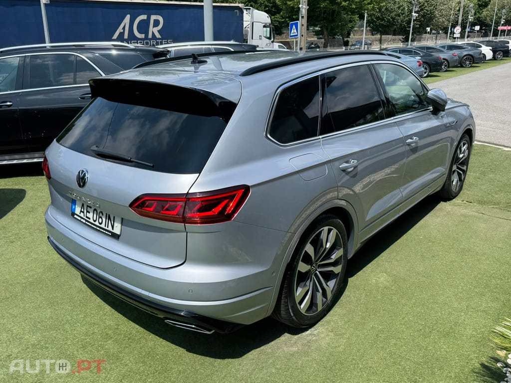 Volkswagen Touareg 3.0 TDI V6 R-Line