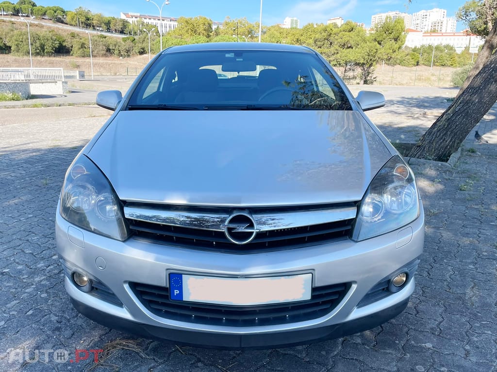 Opel Astra GTC 1.7 Diesel