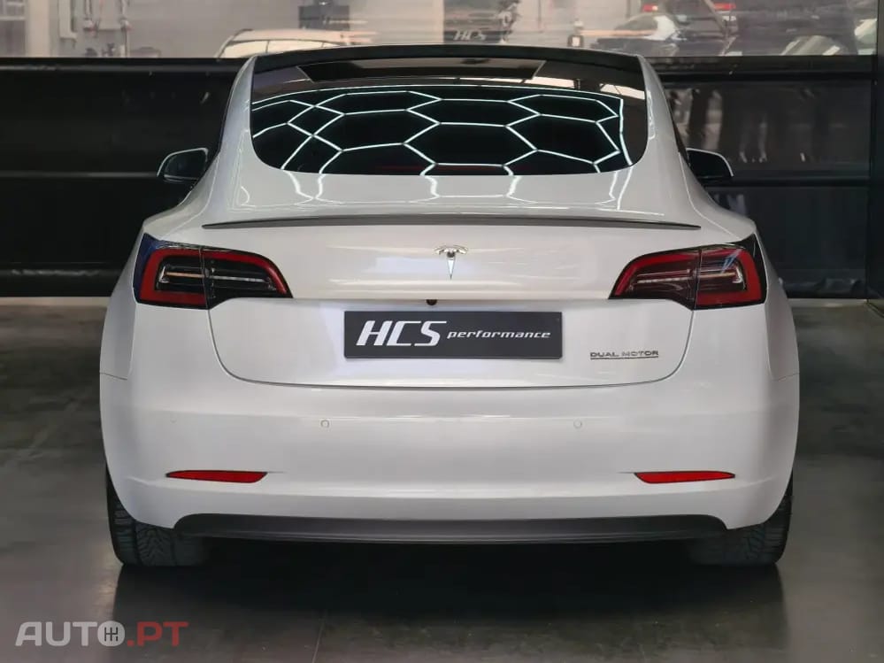 Tesla Model 3 Performance Tração Integral