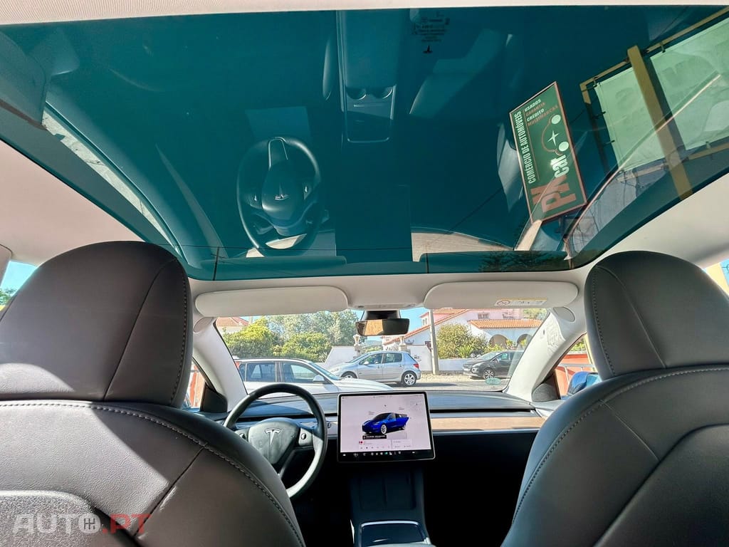 Tesla Model 3 Standard Range Plus RWD