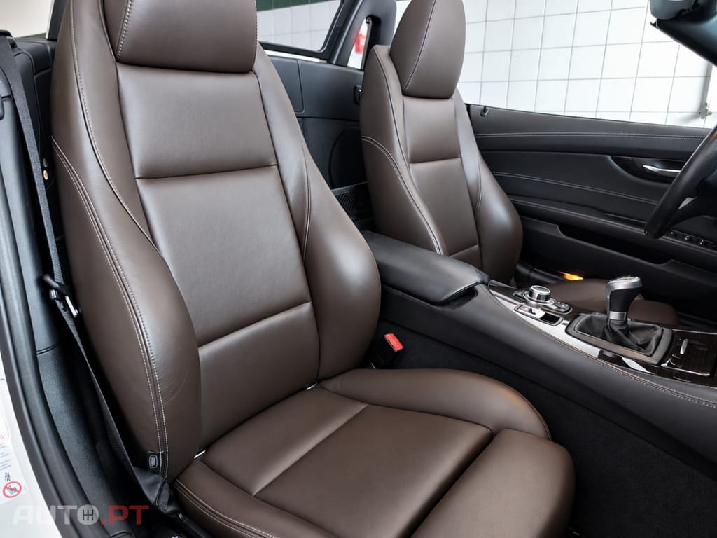 BMW Z4 20 i