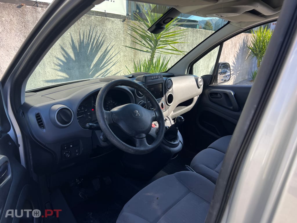 Peugeot Partner Blue HDI