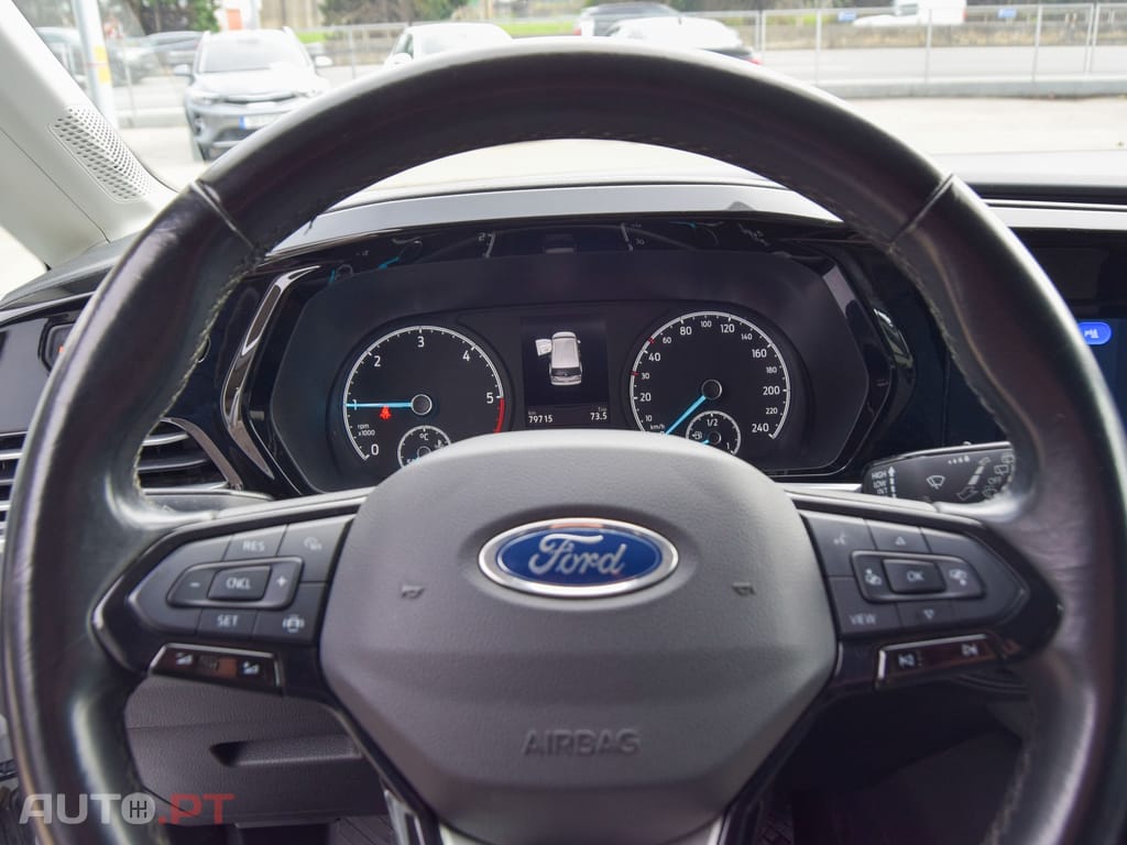 Ford Tourneo 2.0 TDCi Titanium