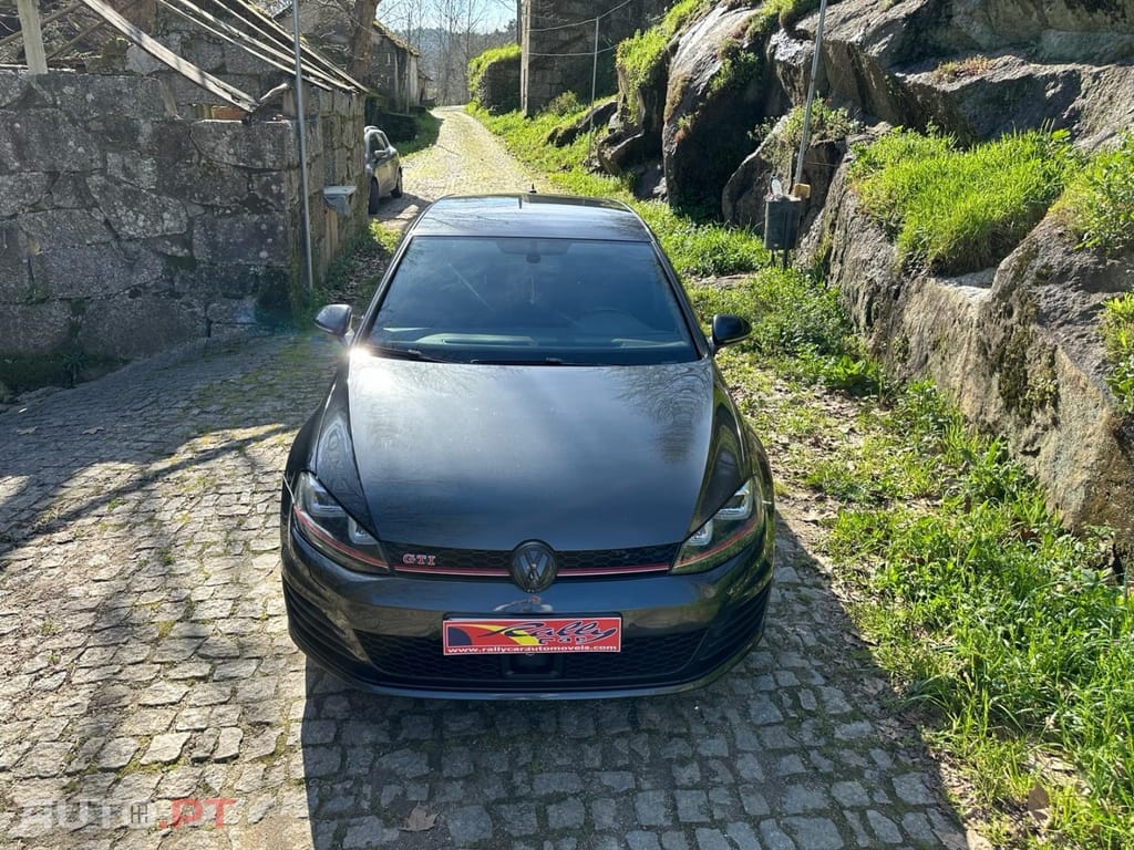 Volkswagen Golf 2.0 TSi GTi DSG Performance