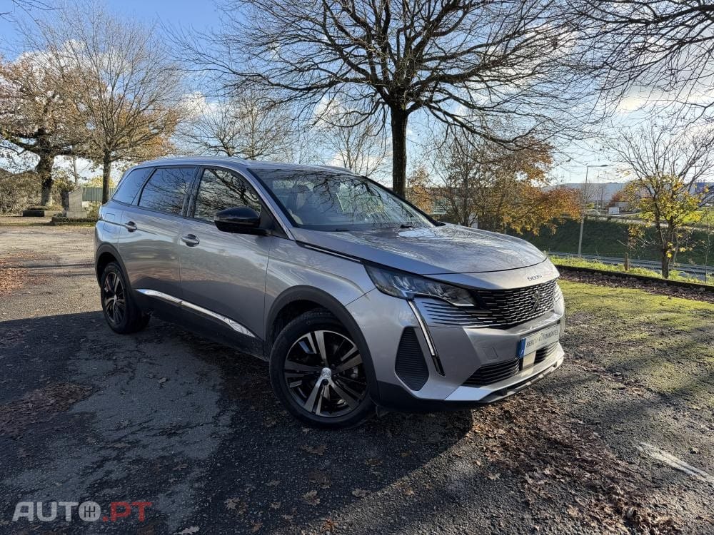 Peugeot 5008 1.2 Hybrid Allure Pack e-DCS6