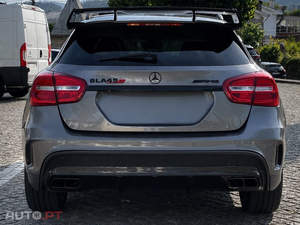 Mercedes-Benz GLA 45 AMG 4-Matic
