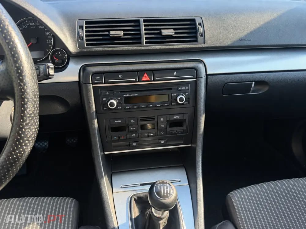 Audi A4 Avant S-LINE
