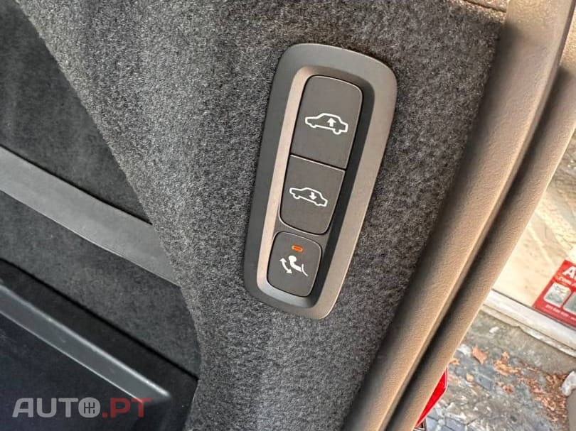 Volvo XC90 2.0 T8 PHEV Excellence AWD