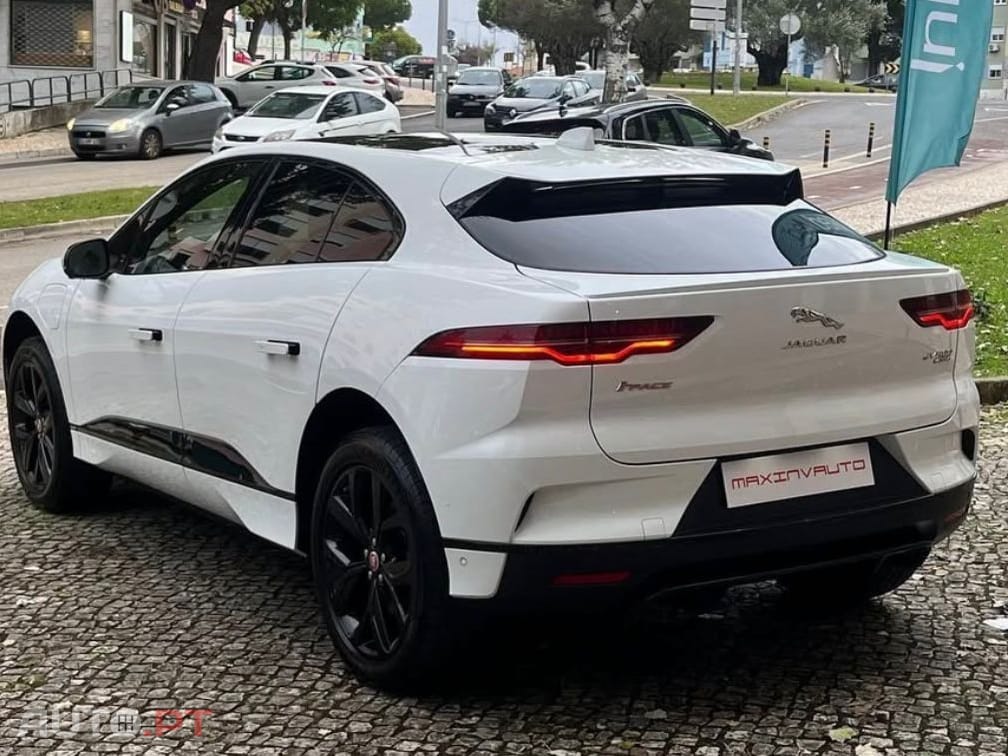 Jaguar I-Pace EV400 AWD HSE