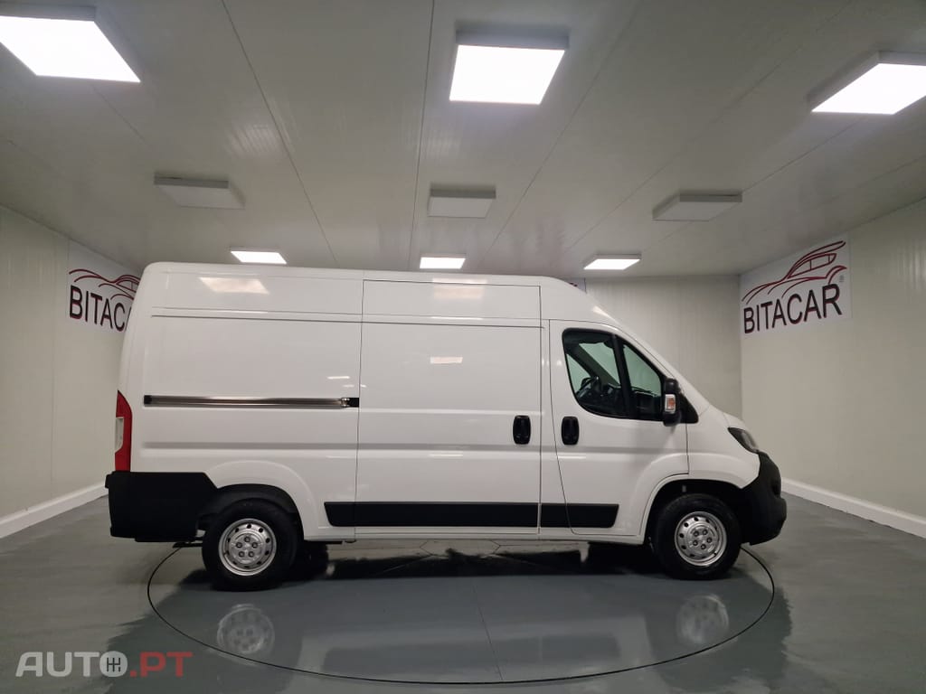 Peugeot Boxer 2.2 BlueHDi 435 L4H2 Premium