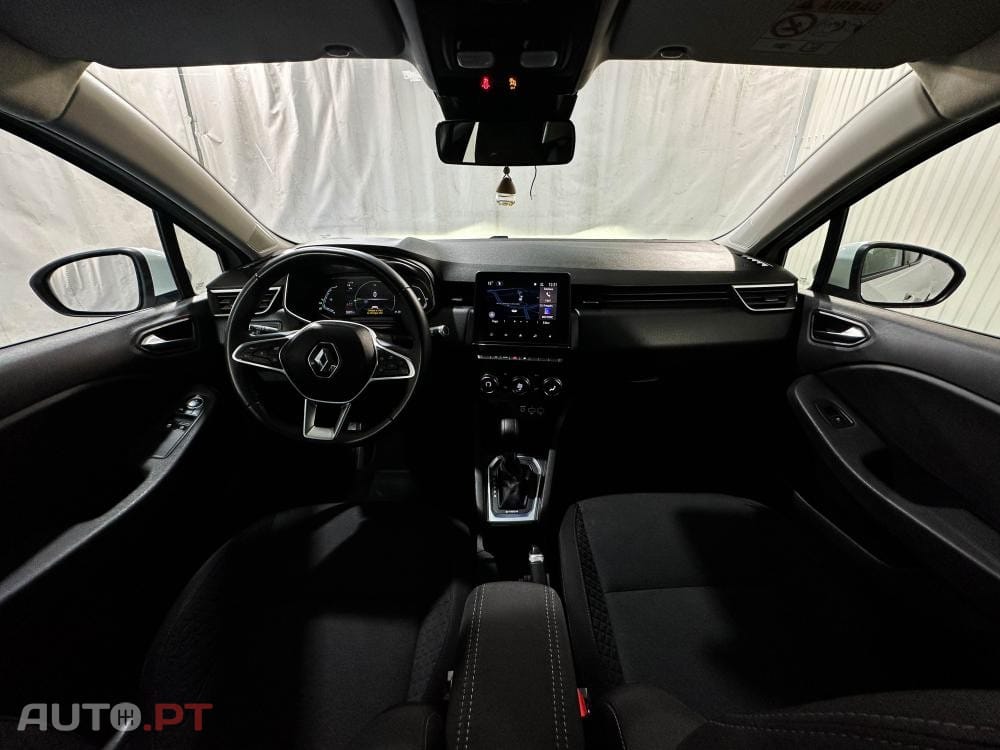 Renault Clio 1.6 E-Tech Intens