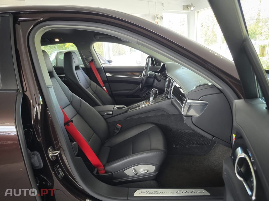 Porsche Panamera Diesel Platinum Edition