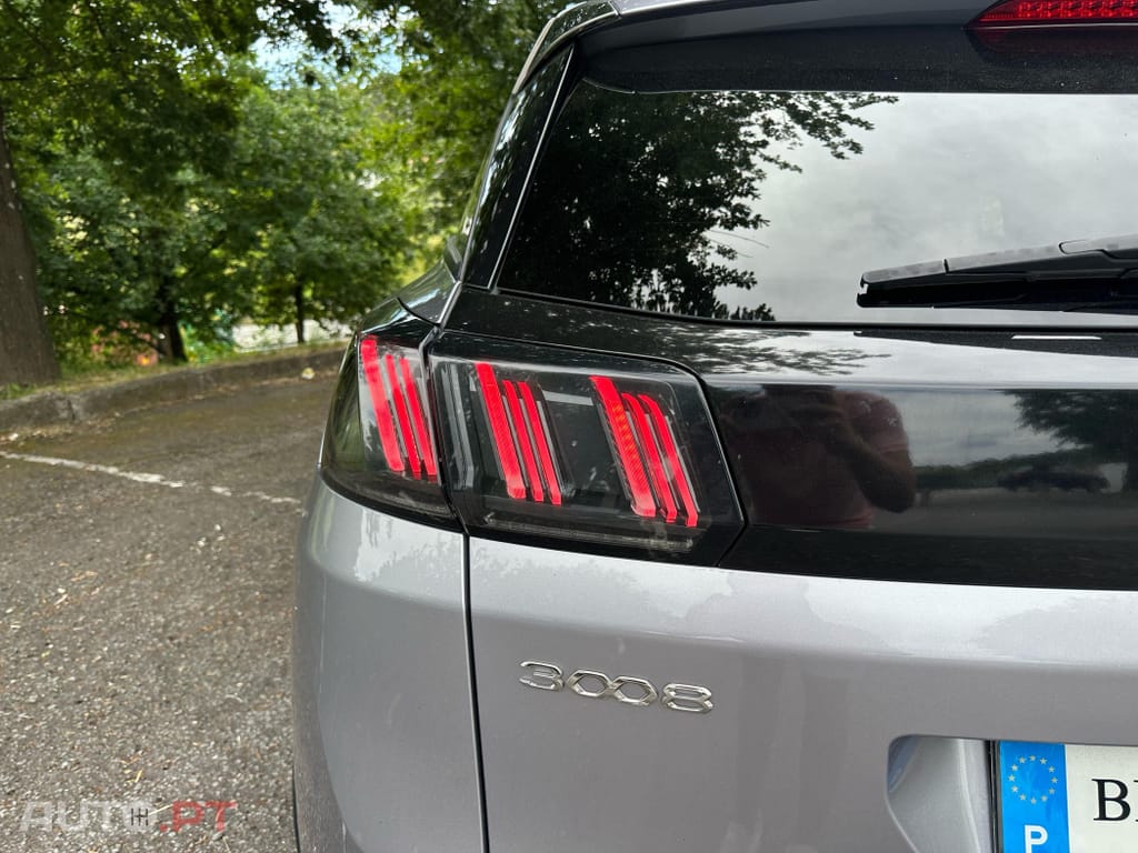 Peugeot 3008 1.6 Hybrid4 GT Pack e-EAT8