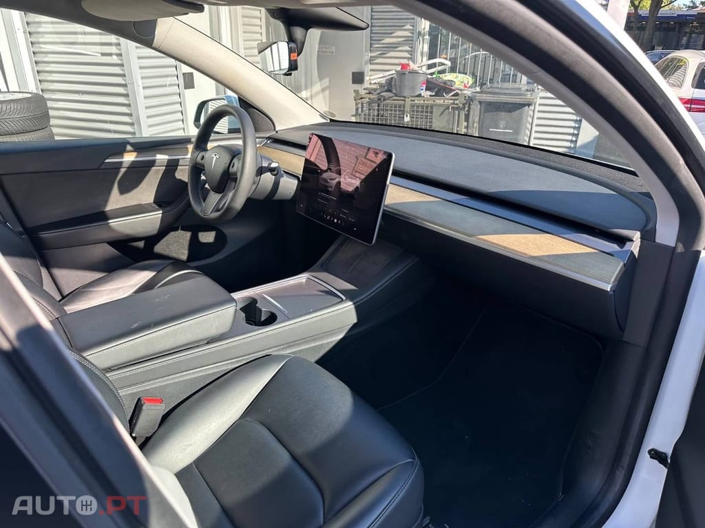 Tesla Model Y TraÃ§Ã£o Traseira RWD