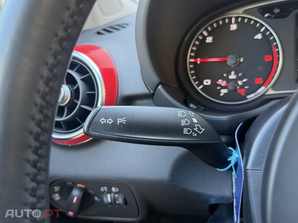 Audi A1 1.6 TDI S-line — fotografia 27