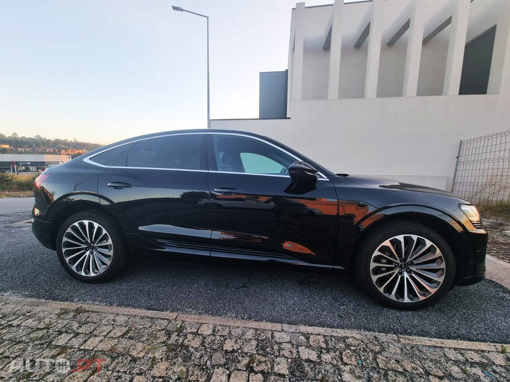 Audi Q8 E-Tron 50 quattro S line