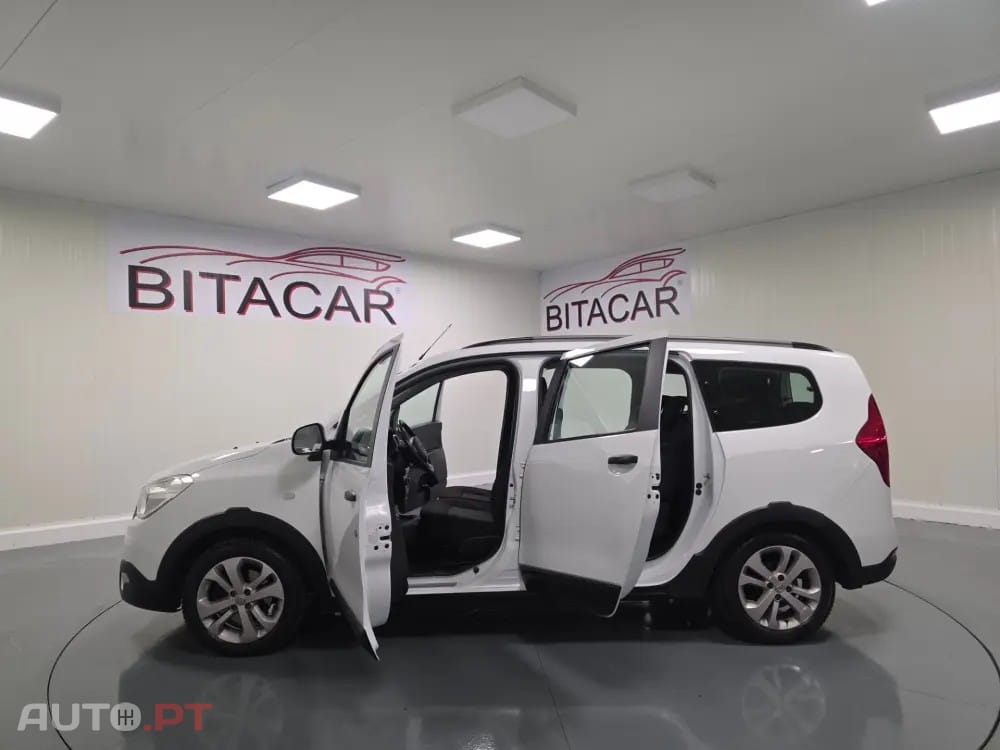 Dacia Lodgy 1.2 STEPWAY