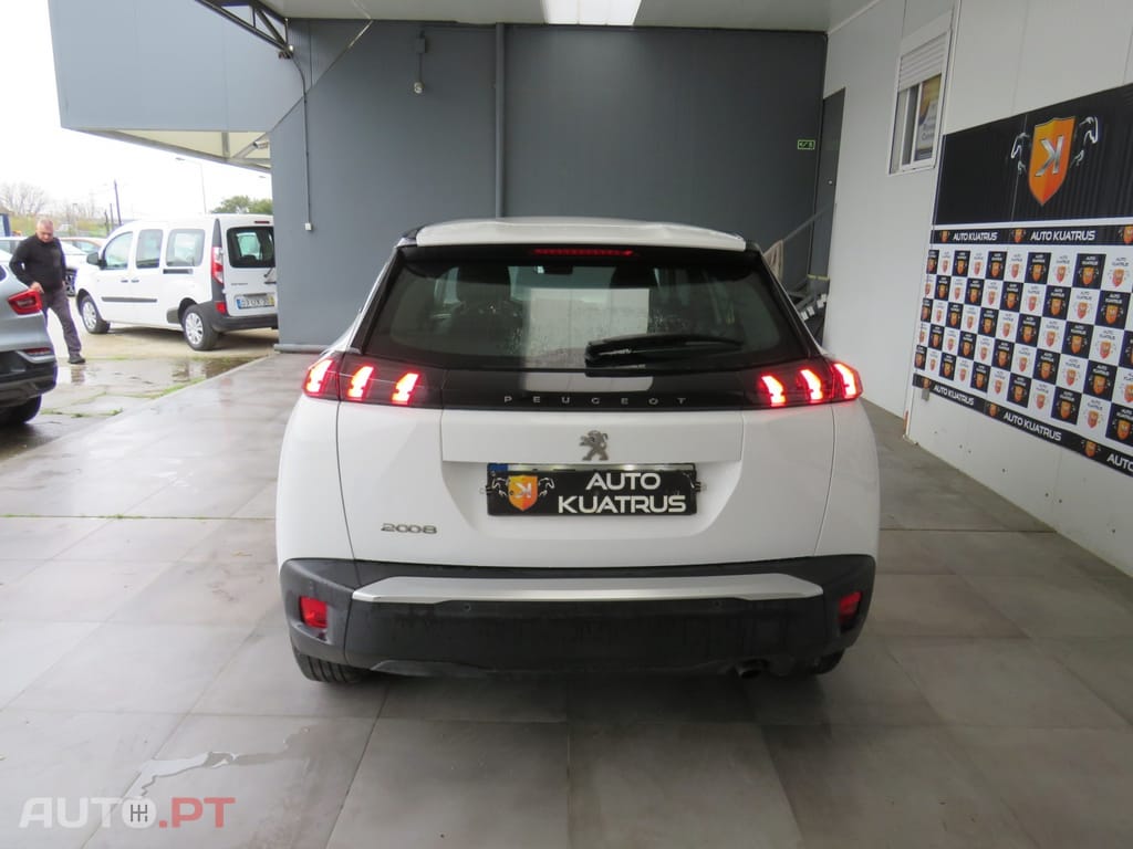 Peugeot 2008 1.5 BlueHDi Active