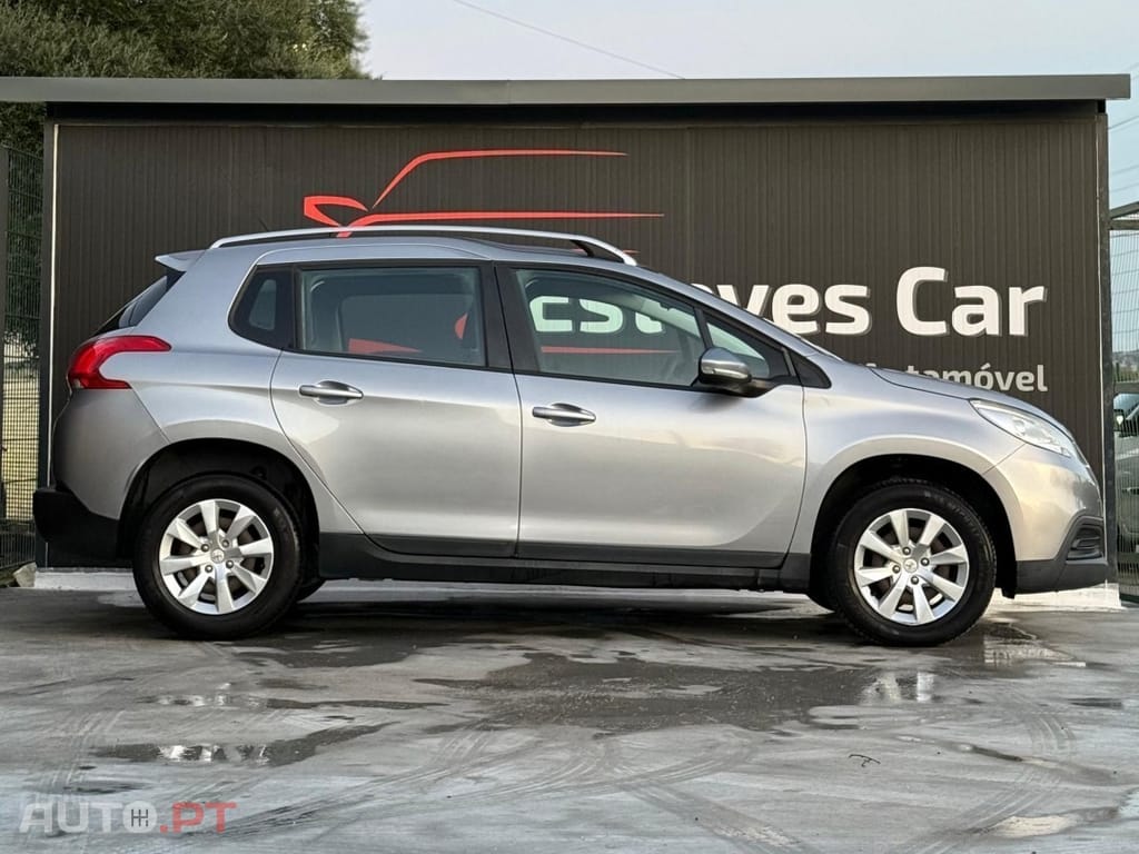 Peugeot 2008 1.2 VTi Access